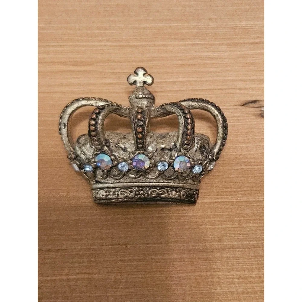 Vintage Made in Korea Crown Brooch Made With AB Crystals Royal Queen‎ Pin